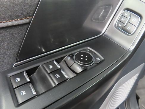 Used 2023 Ford F150 Raptor AWD/4WD image 76