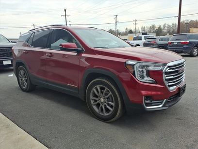 Used 2024 GMC Terrain SLT