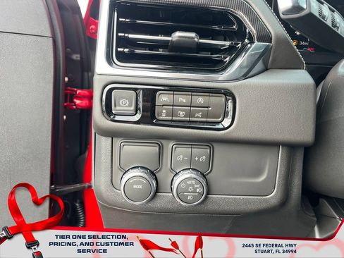 New 2026 GMC Yukon XL Elevation image 25