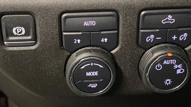 Used 2024 Chevrolet Silverado 1500 LT AWD/4WD image 29