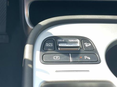 New 2026 Hyundai Ioniq 9 SEL AWD/4WD image 16