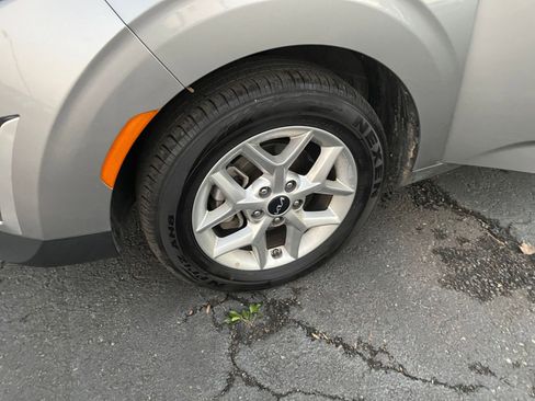 Used 2025 Kia Soul LX w/ LX Technology Package image 28