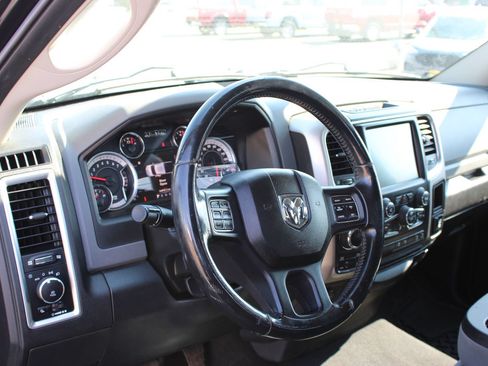 Used 2017 RAM 1500 Big Horn AWD/4WD image 10