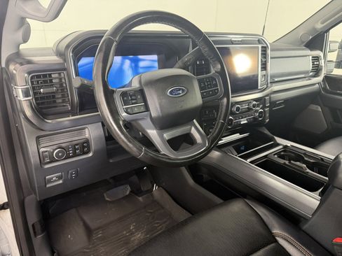 Used 2025 Ford F250 Lariat AWD/4WD image 17