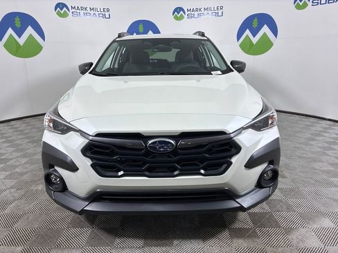 Used 2024 Subaru Crosstrek 2.0i Premium AWD/4WD image 3