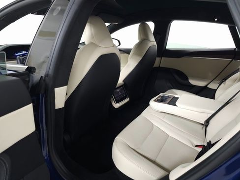 Used 2022 Tesla Model S Base image 35