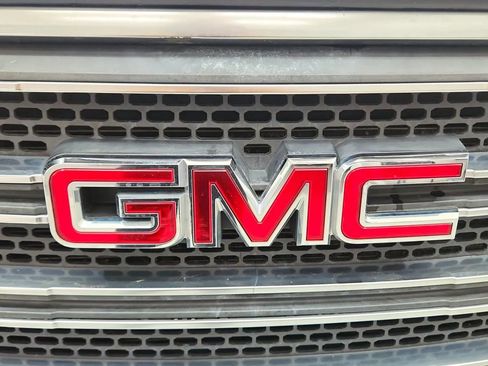 Used 2016 GMC Acadia SLT image 16