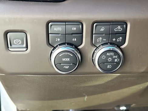 Used 2024 GMC Sierra 1500 Denali w/ Denali Reserve Package image 29