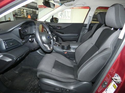 Used 2020 Subaru Outback Premium image 10