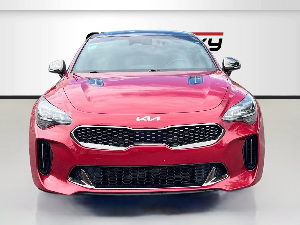 Used 2022 Kia Stinger GT-Line w/ Sun & Sound Package AWD/4WD image 2