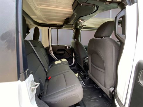 Used 2021 Jeep Wrangler Unlimited Sport image 10