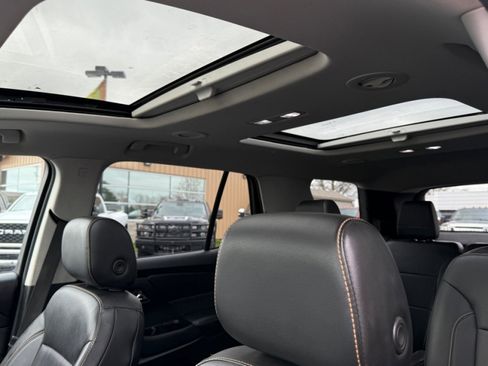 Used 2019 Chevrolet Traverse Premier image 44