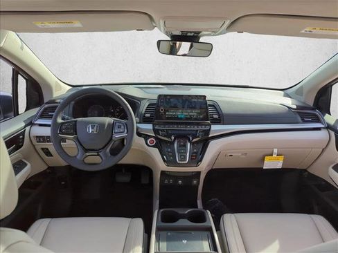 New 2026 Honda Odyssey Touring image 16