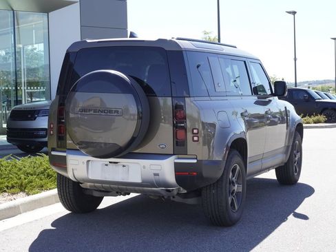 Used 2023 Land Rover Defender 110 S AWD/4WD image 2