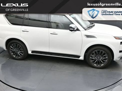Used 2024 Nissan Armada Platinum w/ Captain's Chairs Package RWD image 19