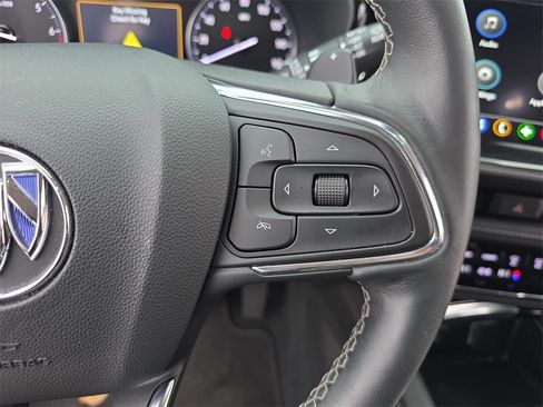 Certified 2023 Buick Envision Essence image 18