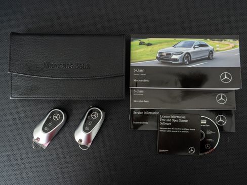 Used 2024 Mercedes-Benz S 580 4MATIC Sedan image 20