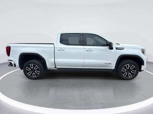 Used 2021 GMC Sierra 1500 AT4 w/ AT4 Premium Package AWD/4WD image 9
