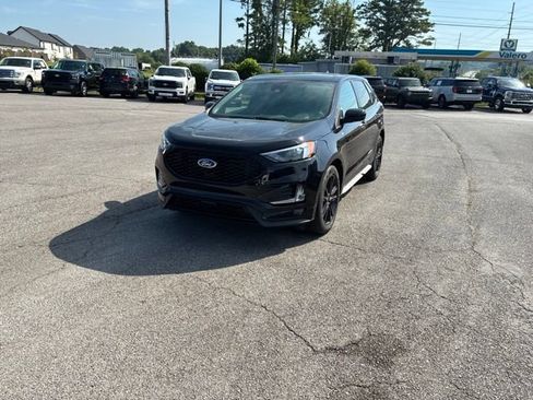 Used 2024 Ford Edge ST-Line AWD/4WD image 9