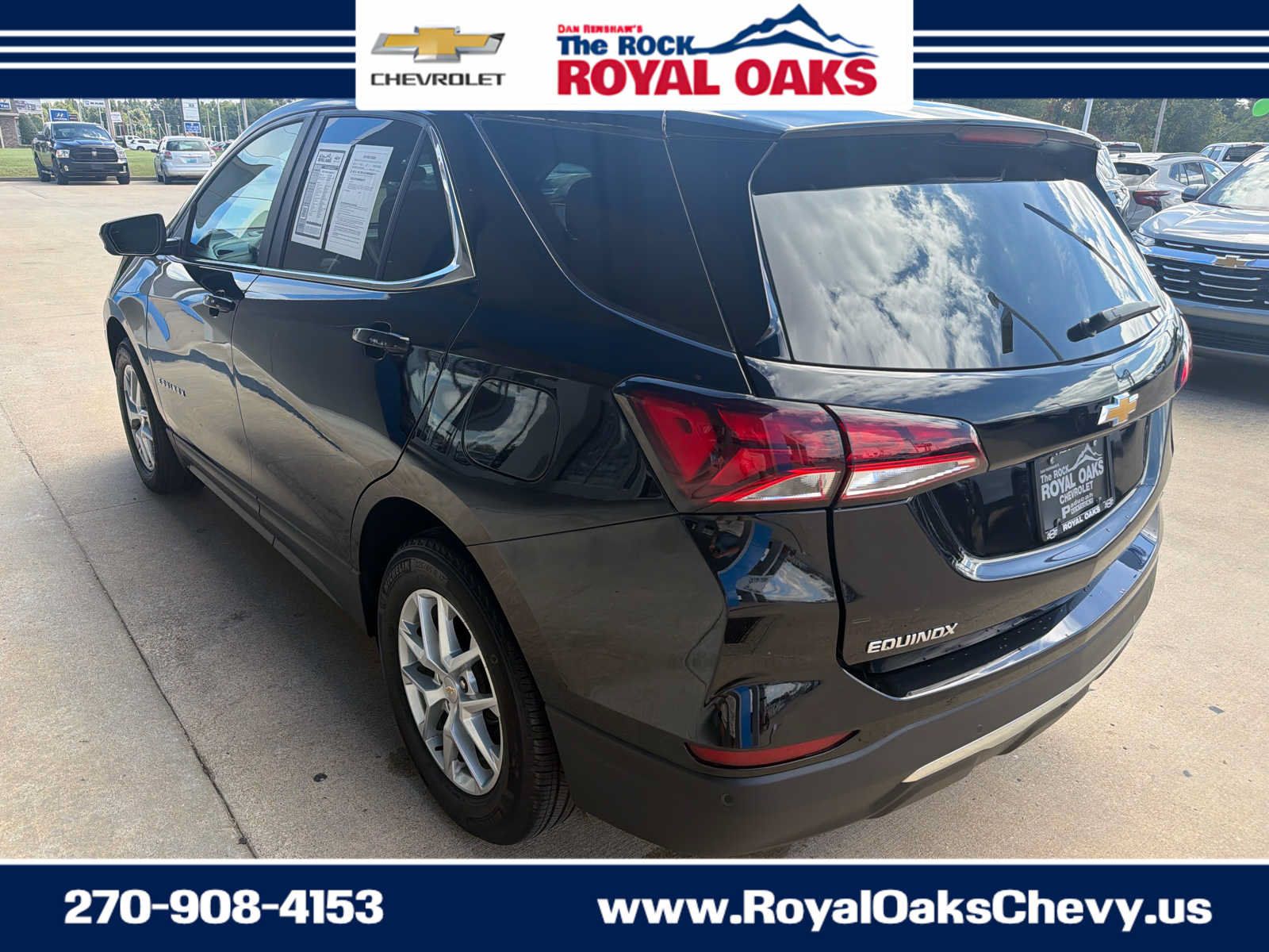 Used 2023 Chevrolet Equinox LT FWD image 3