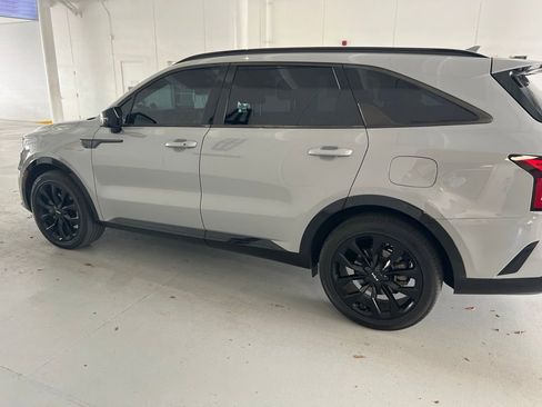 Used 2022 Kia Sorento SX FWD image 6
