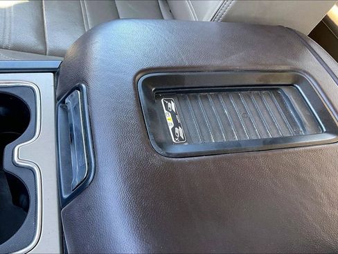 Used 2016 GMC Sierra 3500 Denali w/ Duramax Plus Package image 24