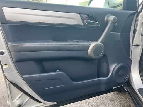 Used 2011 Honda CR-V EX-L image 18