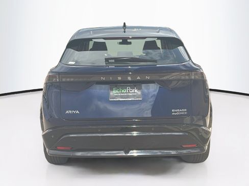Used 2024 Nissan Ariya AWD image 7