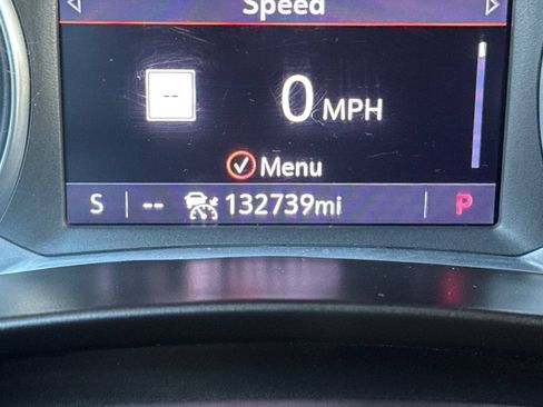 Used 2020 Chevrolet Equinox Premier AWD/4WD image 39