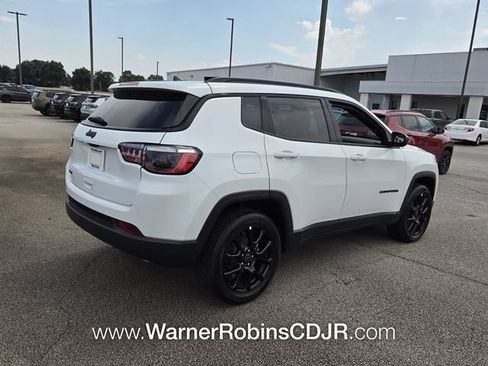 New 2026 Jeep Compass Latitude AWD/4WD image 12