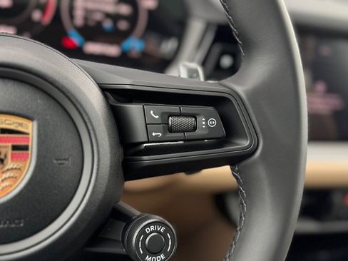 New 2026 Porsche Cayenne image 22