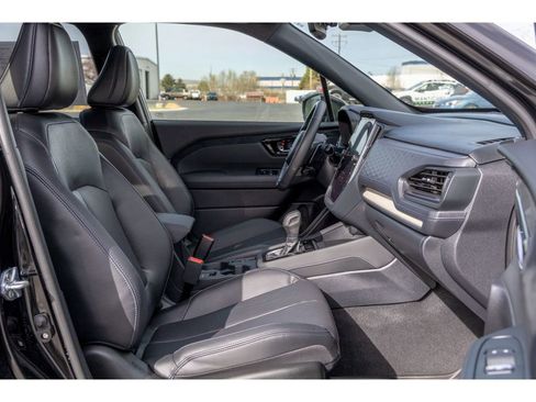 Certified 2025 Subaru Forester Limited image 11