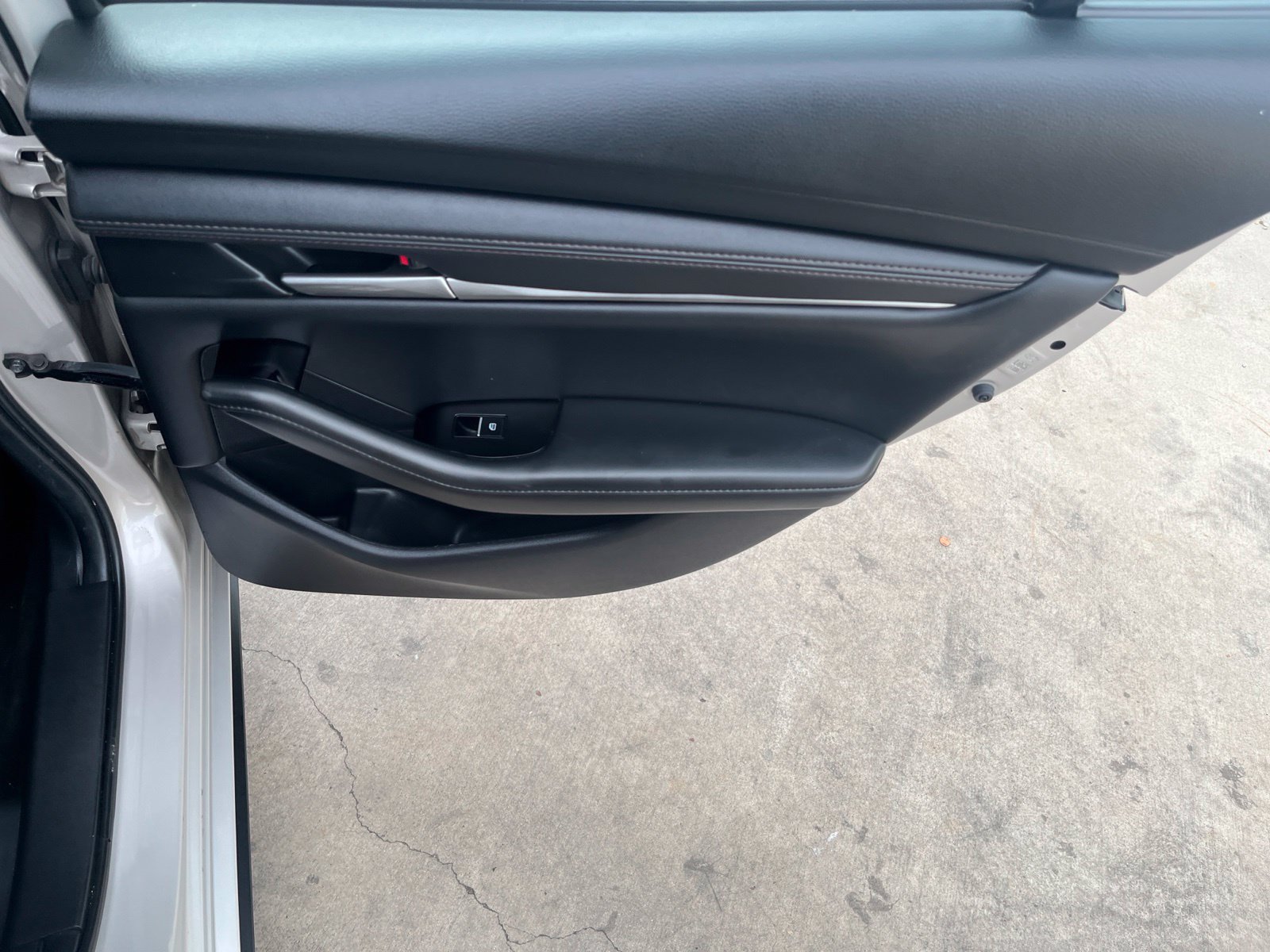 Certified 2025 MAZDA MAZDA3 s FWD image 15