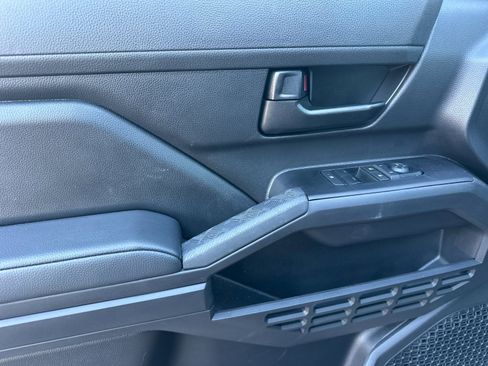 Used 2025 Toyota Tacoma SR image 10