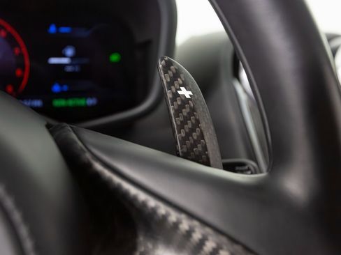 Used 2022 McLaren GT image 22