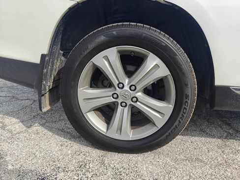 Used 2012 Toyota Highlander Limited FWD image 34