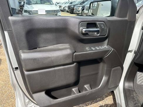 Used 2022 Chevrolet Silverado 1500 Custom image 24