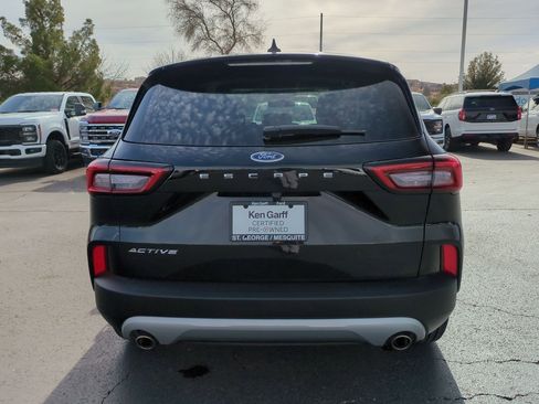 Used 2025 Ford Escape Active image 4
