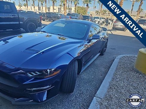 Used 2018 Ford Mustang Premium image 11