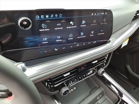 New 2026 Chevrolet Suburban RST image 14