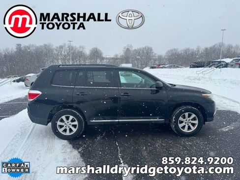 Used 2013 Toyota Highlander SE image 2
