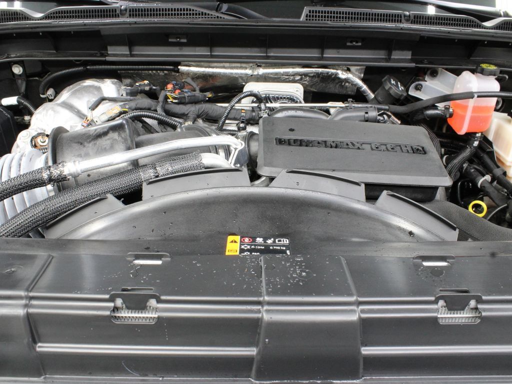 Used 2024 GMC Sierra 2500 AT4X AWD/4WD image 40