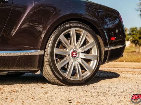 Used 2015 Bentley Continental GT image 59