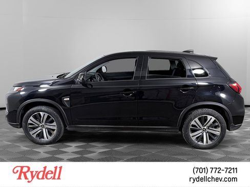Used 2024 Mitsubishi Outlander Sport ES image 2