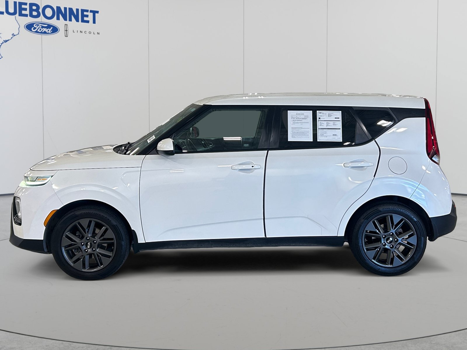 Used 2020 Kia Soul EX FWD image 8