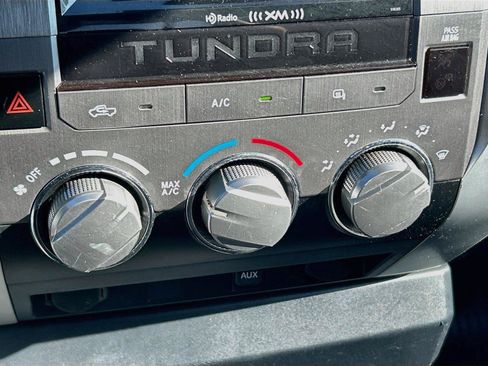 Used 2018 Toyota Tundra SR5 AWD/4WD image 27