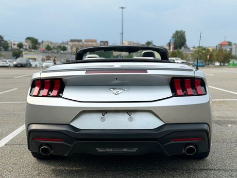 Used 2024 Ford Mustang Premium RWD image 5