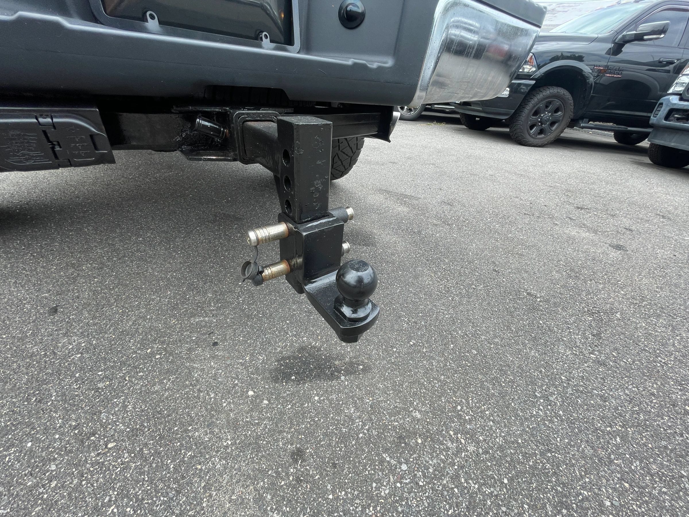 Used 2012 Ford F250 XLT w/ Snow Plow Prep Pkg AWD/4WD image 28