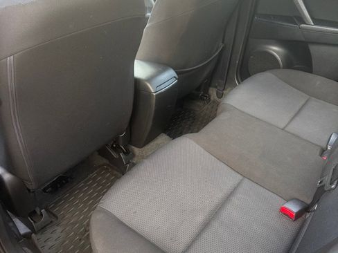 Used 2011 MAZDA MAZDA3 i Touring image 10