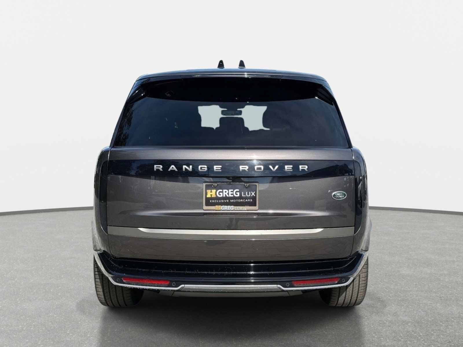 Used 2022 Land Rover Range Rover Long Wheelbase SE AWD/4WD image 4